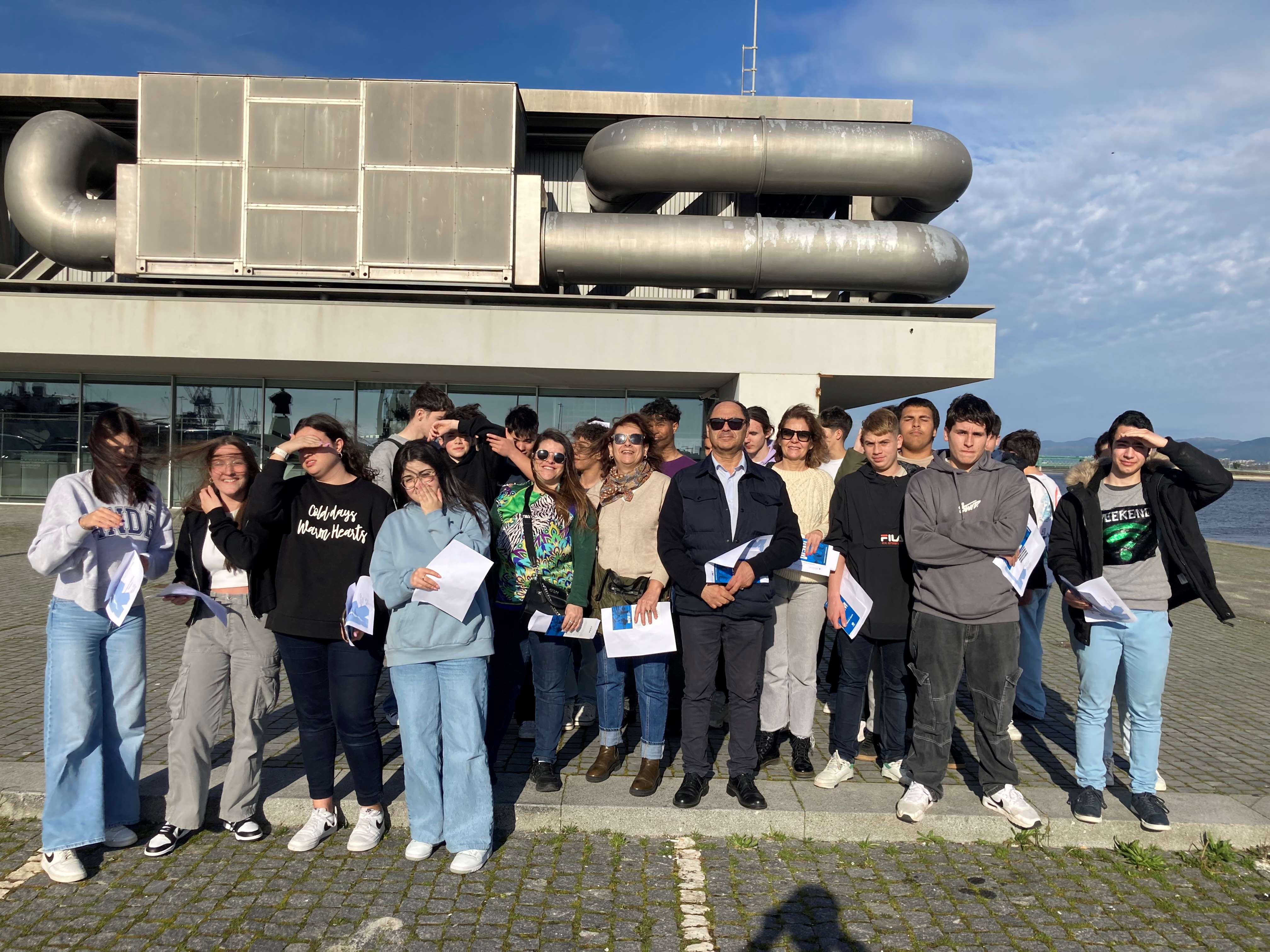 Dia_INEM-18_março-grupo.jpg